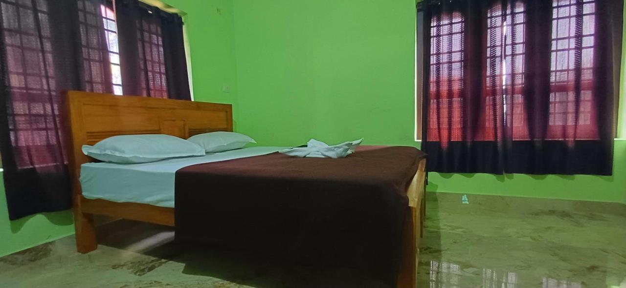 Empire Homestay Kalpetta Luaran gambar